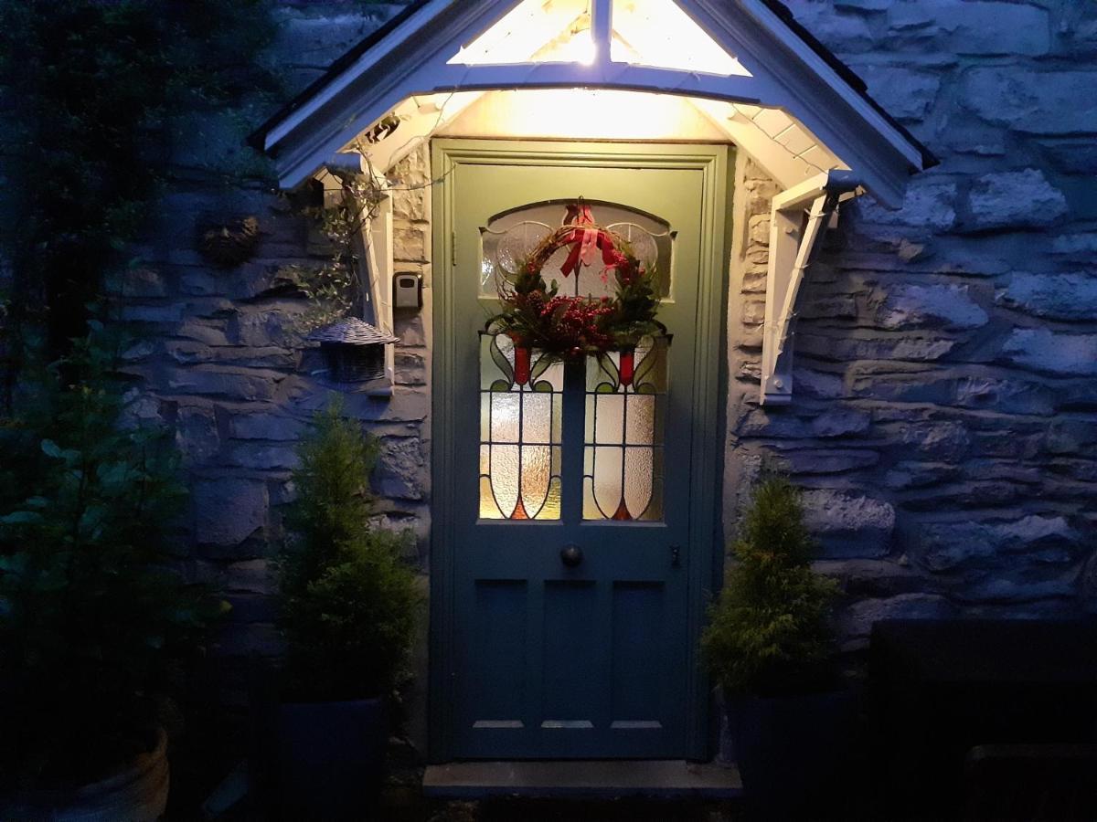 Castle Street Cottage Рутин Екстериор снимка